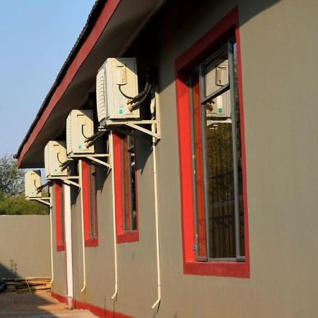 Mathlyn Guesthouse Gaborone Exterior foto